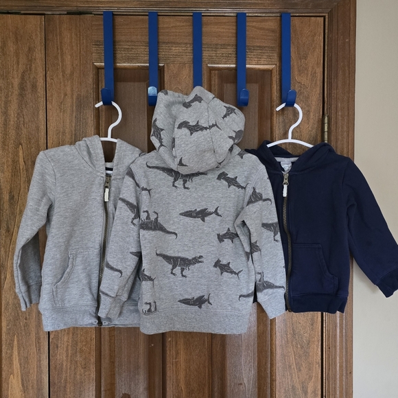 Carter's: Zip-up Hoodies, 2T, LIKE NEW, Gray, Navy, Sharks, YKK Zip, SO SOFT - Picture 12 of 15